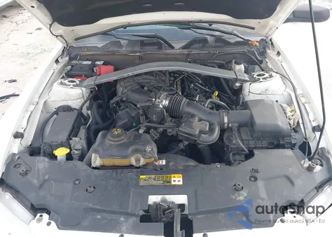 2011 Ford Mustang V6 из США, поврежденный, VIN 1ZVBP8EM7B5129077